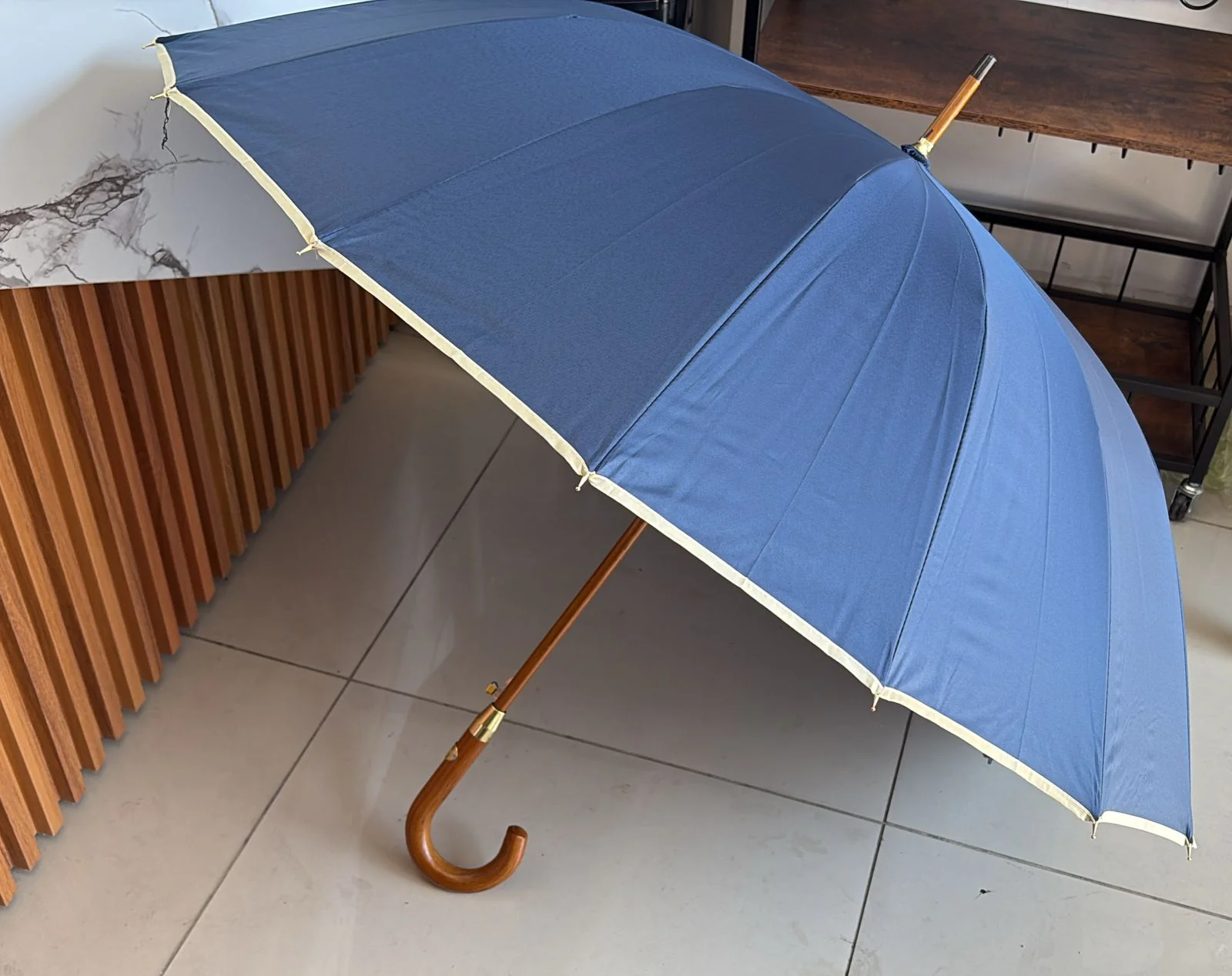 SOMBRILLA JUMBO DE MADERA