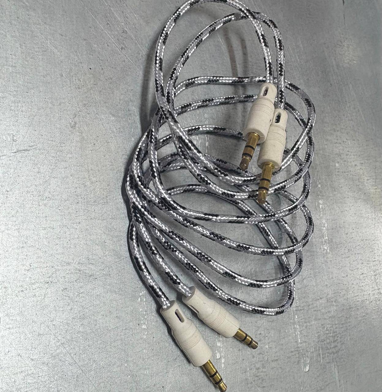 Cable auxiliar