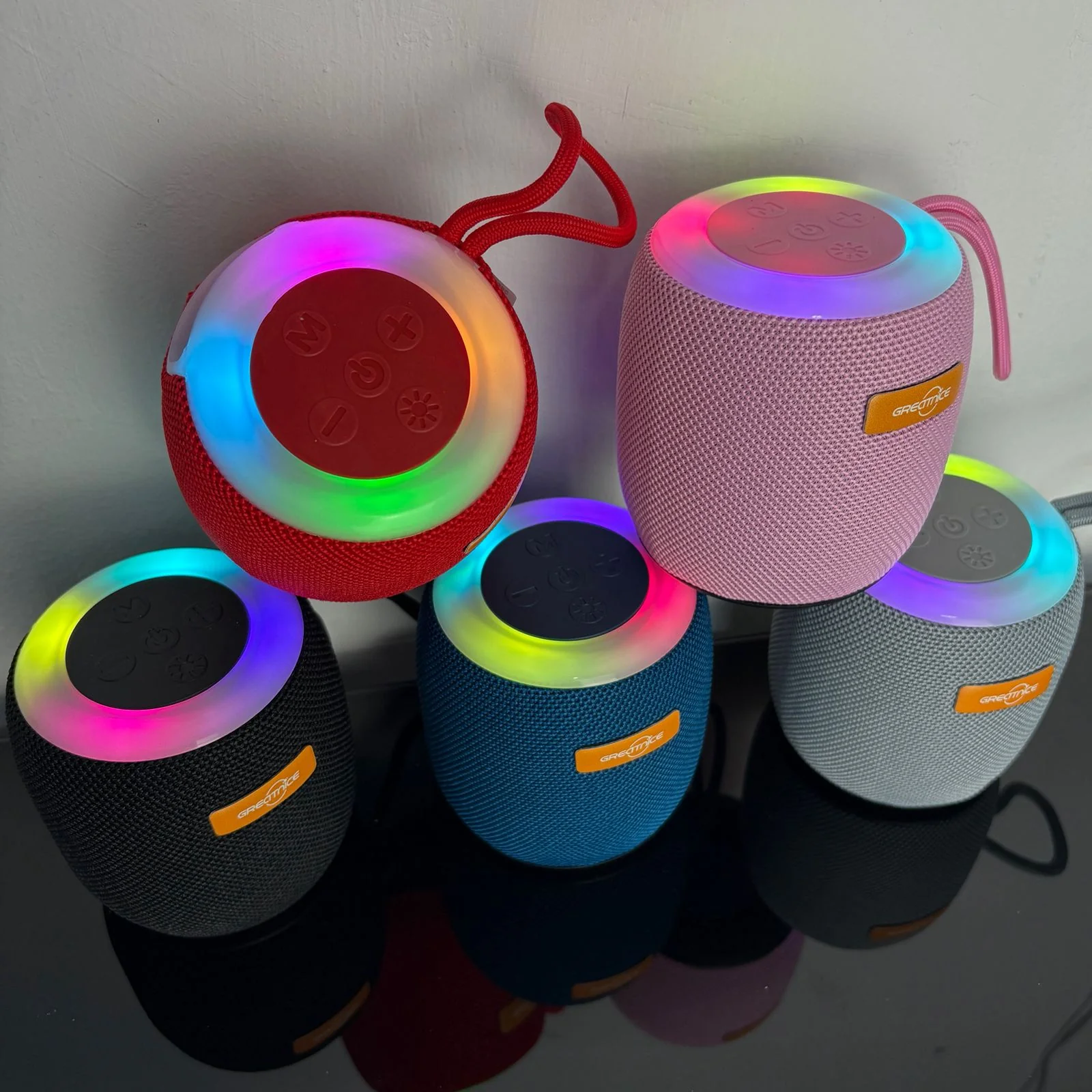 Bocina Bluetooth con correa GTS-1468